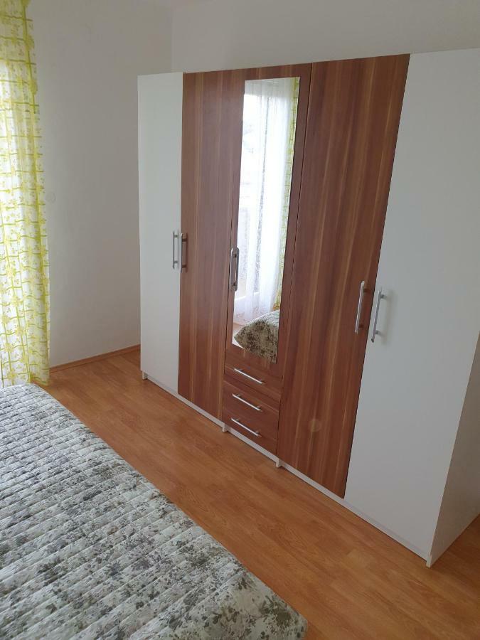 Apartments Slavica Rab Town Eksteriør billede